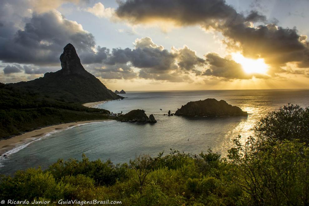 Imagem das belezas naturais de Fernando.